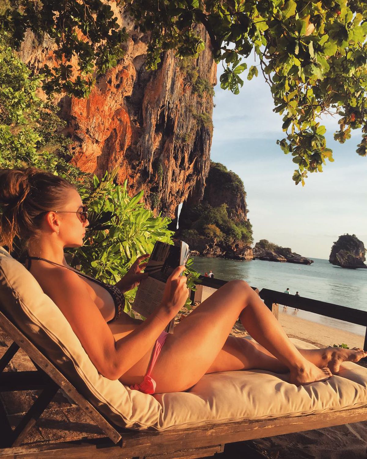 FOTO Mutarea lui Thiago Alcantara la Liverpool, pe placul soției: „Te iubim, tati!”