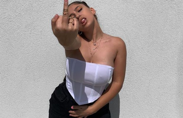 FCSB. FOTO Ioana Timofeciuc, iubita lui Florinel Coman, poze „agresive” pe Instagram: „De ce arăți semne obscene?”