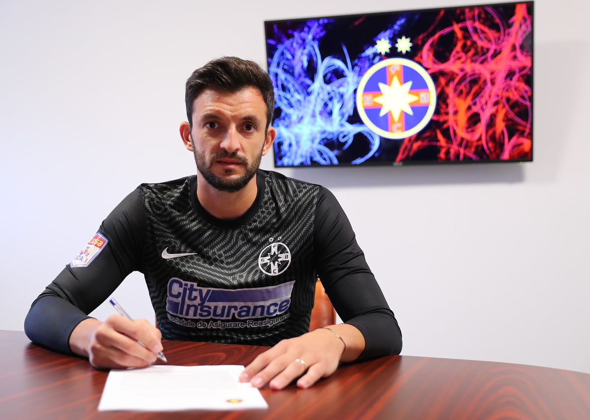 EXCLUSIV // UPDATE Cătălin Straton, ex-Dinamo, a semnat pe un an cu FCSB