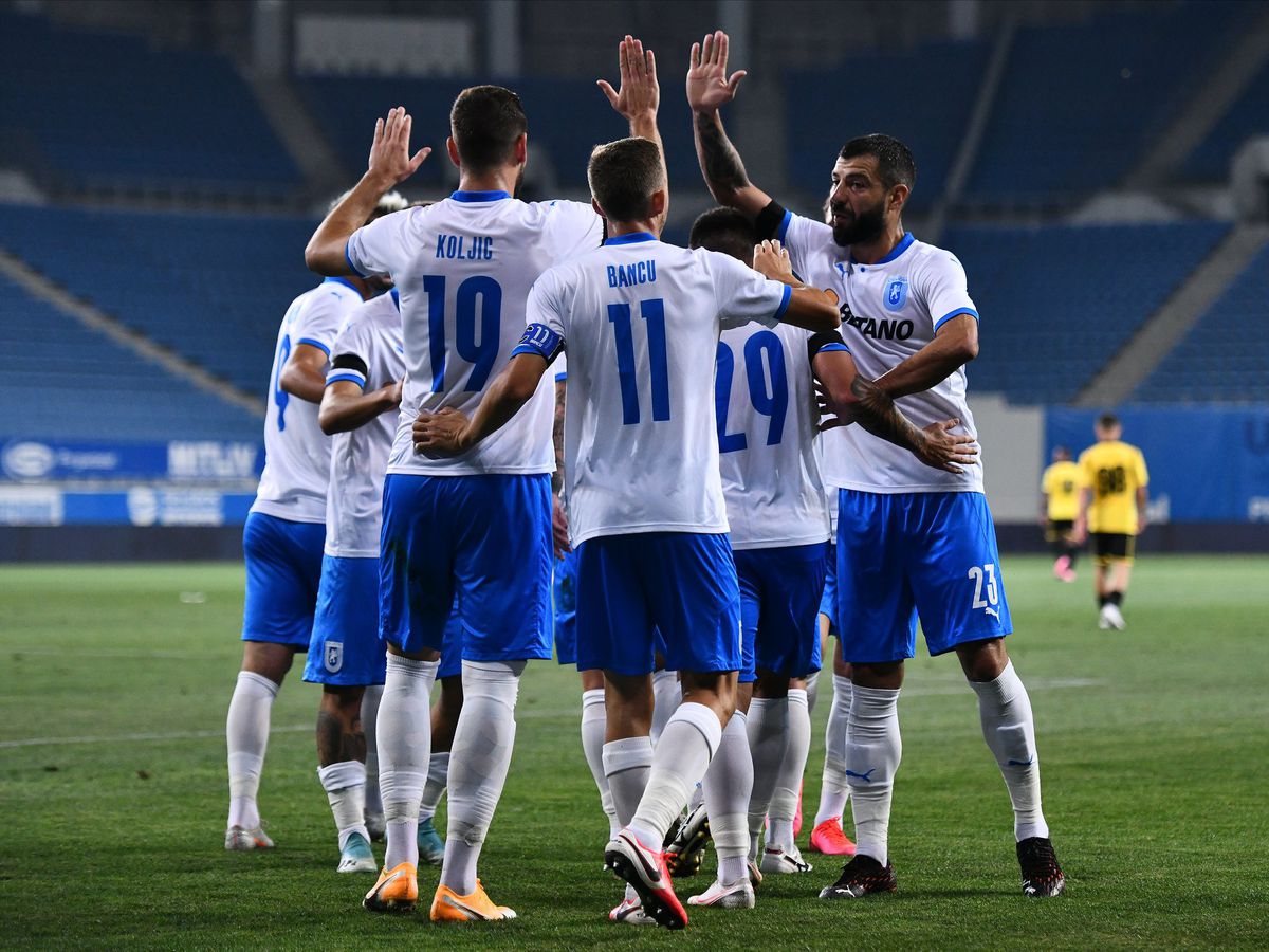 CRAIOVA - VOLUNTARI 2-1. FOTO + VIDEO » 4 din 4 pentru olteni, care domină Liga 1 în startul sezonului!