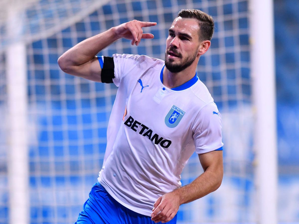 CRAIOVA - VOLUNTARI 2-1. FOTO + VIDEO » 4 din 4 pentru olteni, care domină Liga 1 în startul sezonului!