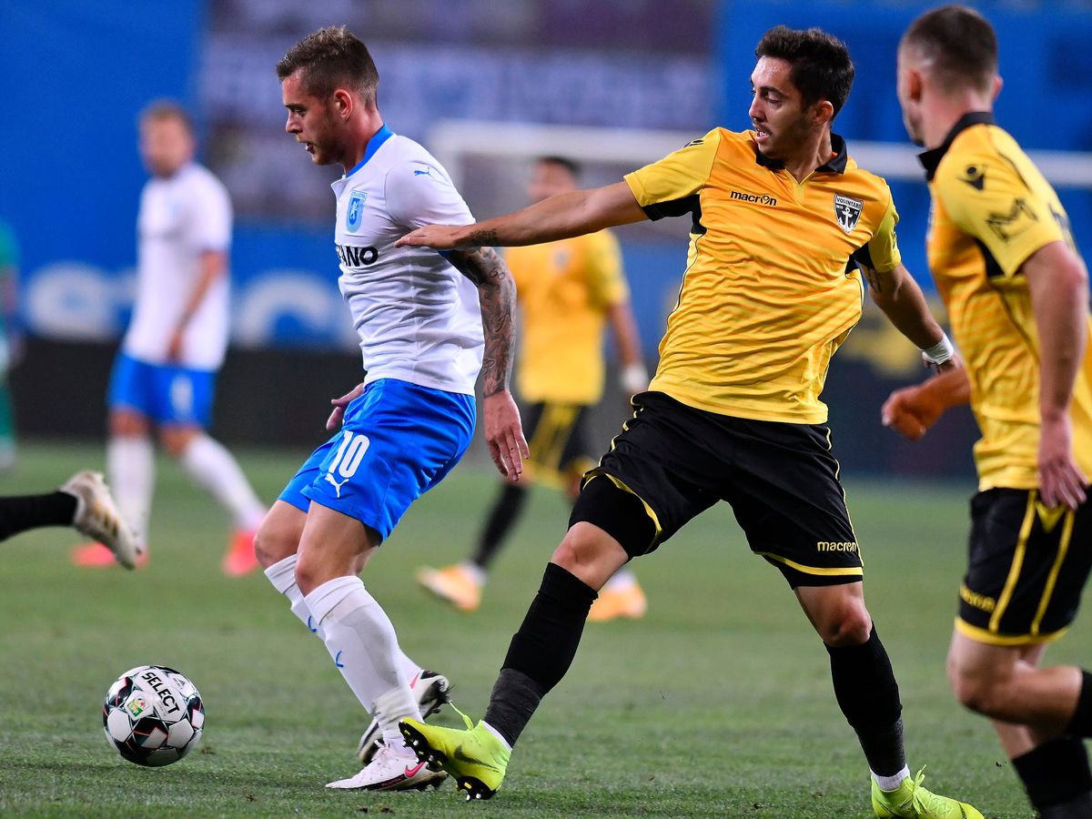 CRAIOVA - VOLUNTARI 2-1. Mihai Teja, iritat după meci: „Universitatea nu are nevoie de aceste mici ajutoare”