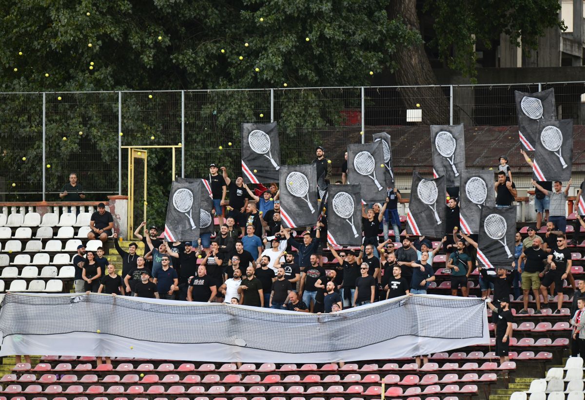 Fanii lui Dinamo n-au trecut peste umilința cu FCSB! Scenografia afișată la meciul cu Botoșani: „Totul va fi servit înapoi”