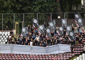Fanii lui Dinamo n-au trecut peste umilința cu FCSB! Scenografia afișată la meciul cu Botoșani: „Totul va fi servit înapoi”