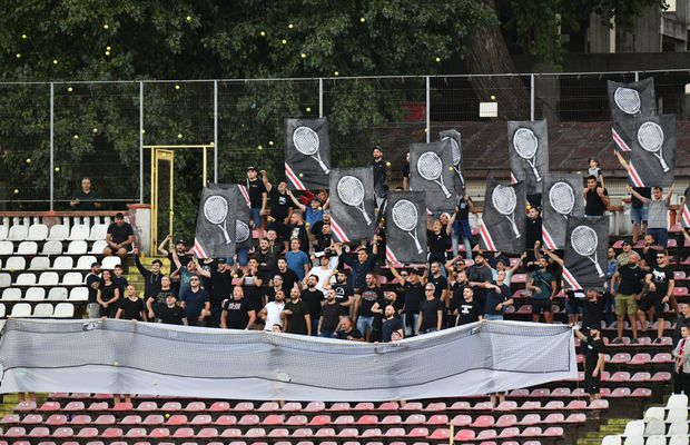 Fanii lui Dinamo n-au trecut peste umilința cu FCSB! Scenografia afișată la meciul cu Botoșani: „Totul va fi servit înapoi”