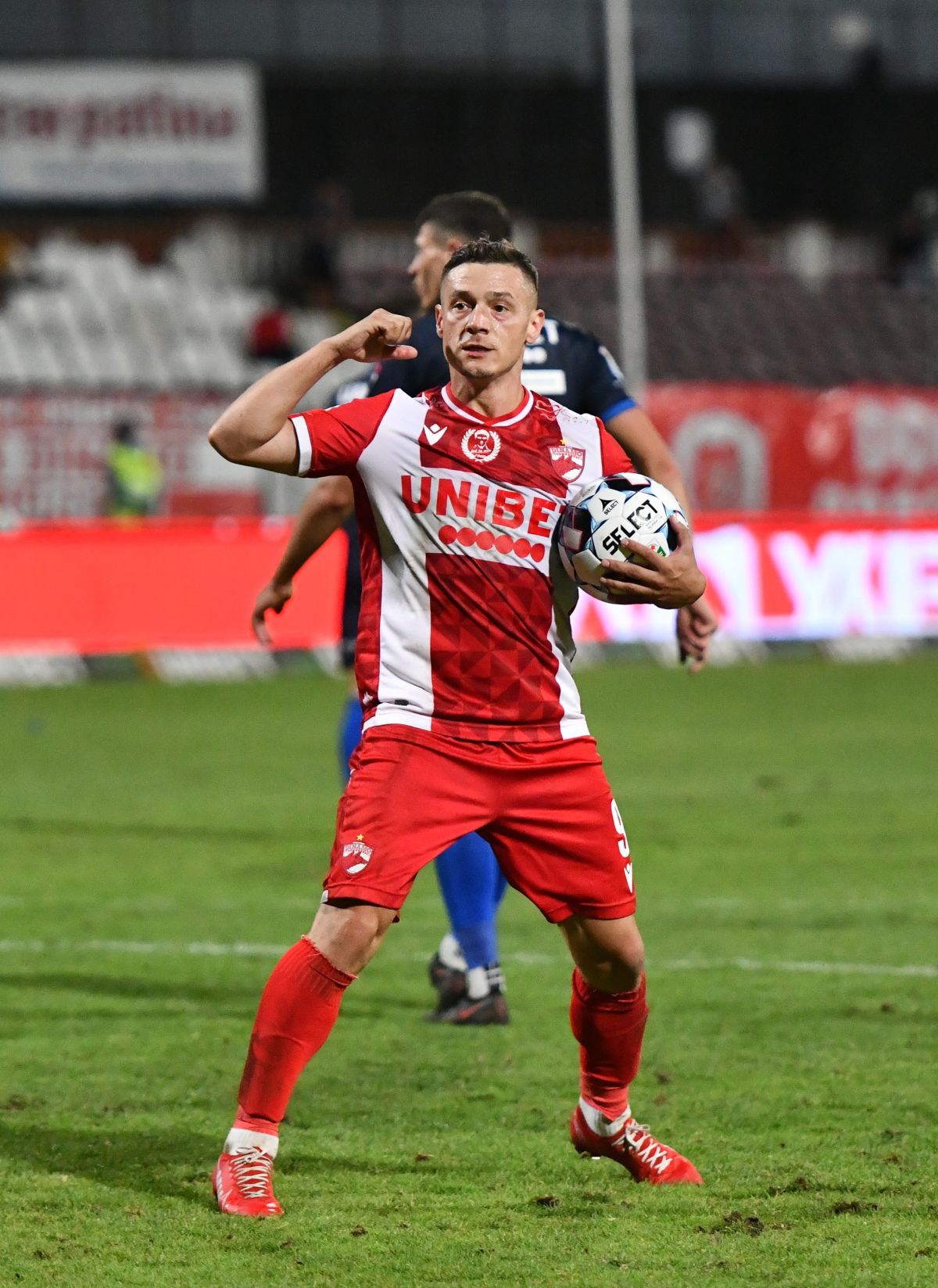 Dinamo - FC Botoșani, probleme cu nocturna și meci