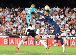 Final nebun de meci în Valencia - Real! » Umărul lui Benzema a decis liderul din La Liga
