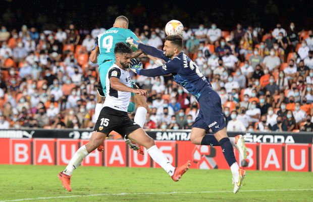 Final nebun de meci în Valencia - Real! » Umărul lui Benzema a decis liderul din La Liga