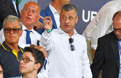 Fierbe Clujul! Neluțu Varga îl pune la punct pe Dan Petrescu: „Bate câmpii! Ne punem la masă și discutăm rezilierea”