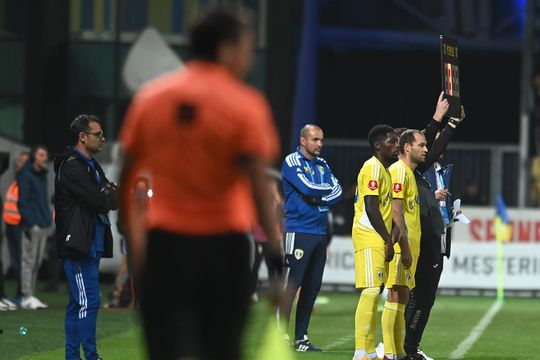 Antrenorul Mihai Teja (43 de ani) a primit un ultimatum din partea lui Valeriu Iftime, finanțatorul lui FC Botoșani. / FOTO: Imago