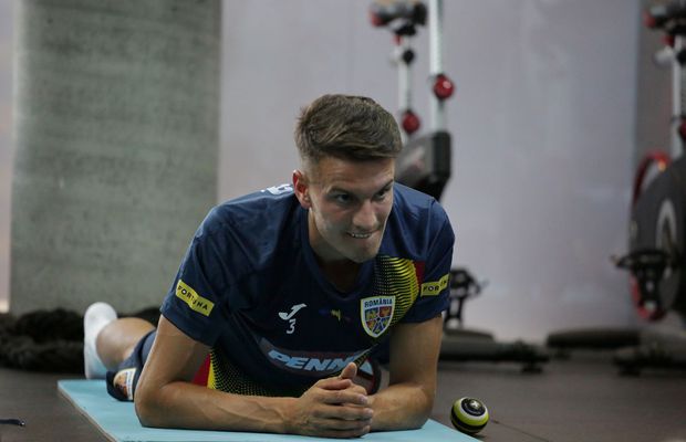 Primele imagini cu Daniel Boloca în cantonamentul naționalei. Ce număr a preluat mijlocașul lui Frosinone