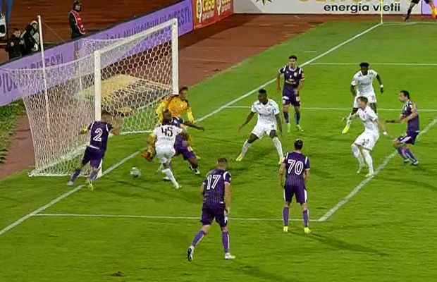 Camora, primul gol cu dreptul în Liga 1! A profitat de „somnul” defensivei argeșene