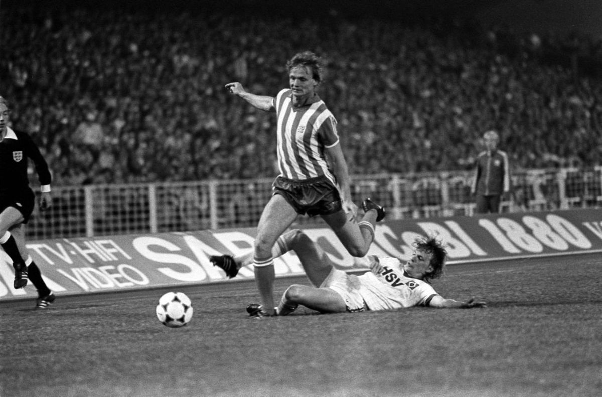 Cluburi uitate: IFK Göteborg » Dubla câștigătoare a Cupei UEFA, care a fost la un pas să joace cu Steaua în 1986, a ajuns o echipă de mijlocul clasamentului în Suedia