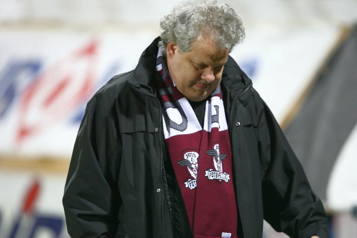 Jean Valvis, apariție rară: „La Rapid e un proiect pe care am încercat să-l fac în 2006” » Ce impresie i-a lăsat Șucu: așteaptă apelul boss-ului din Giulești