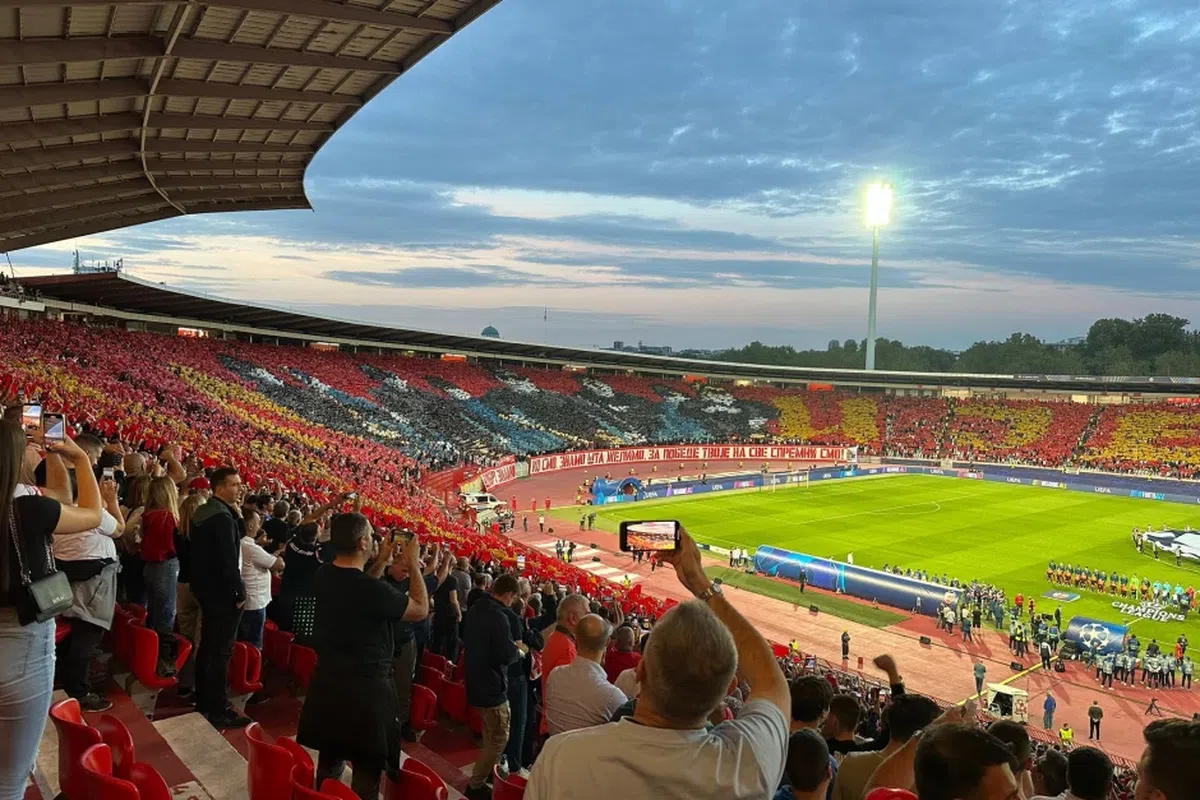 Scenografie spectaculoasă în Steaua Roșie - Benfica, foto: sportal.rs