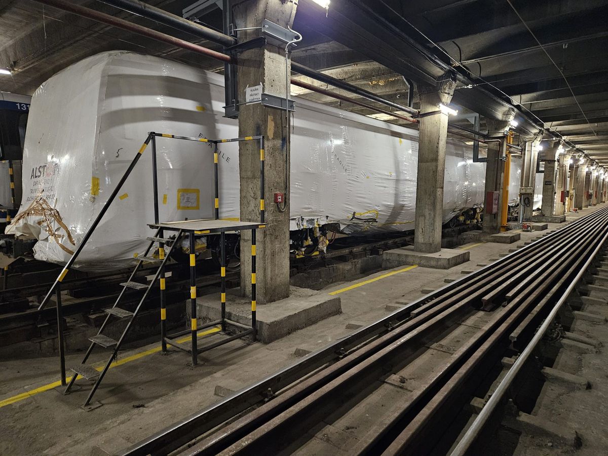 Patronul milionar care merge cu metroul în București: „Fac socoteala, ies mult mai ieftin!”