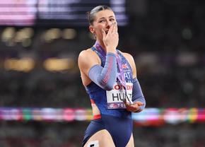 A izbucnit în lacrimi după ce a câștigat medalia de argint la Campionatele Mondiale de atletism: „Atmosfera a fost sexy și agresivă”