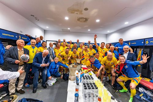 Ioan Ovidiu Sabău a refuzat naționala // Foto: Generația de Aur Facebook