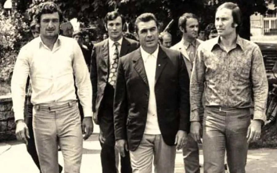 Cine a fost „Tunarul” Ion Oblemenco, mânzul fermecat mai popular ca Nicolae Ceaușescu, marele nedreptățit, magnetul de trofee care a murit pe terenul de fotbal