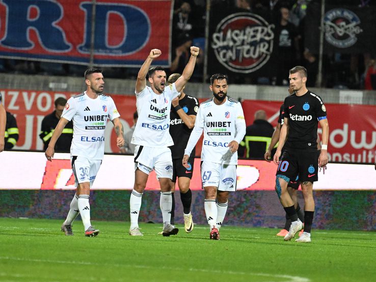 FC Botoşani a învins-o pe FCSB cu 3-1, meci din etapa 10, din Superligă. Foto: sportpictures.eu
