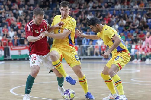 România, bătută de Ungaria în turul barajului pentru calificarea la Euro 2026. FOTO: Nemzeti Sport
