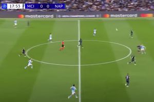 Scandal la Napoli: contestă eliminarea căpitanului » Arbitrii germani sunt criticați pentru o gravă scăpare!