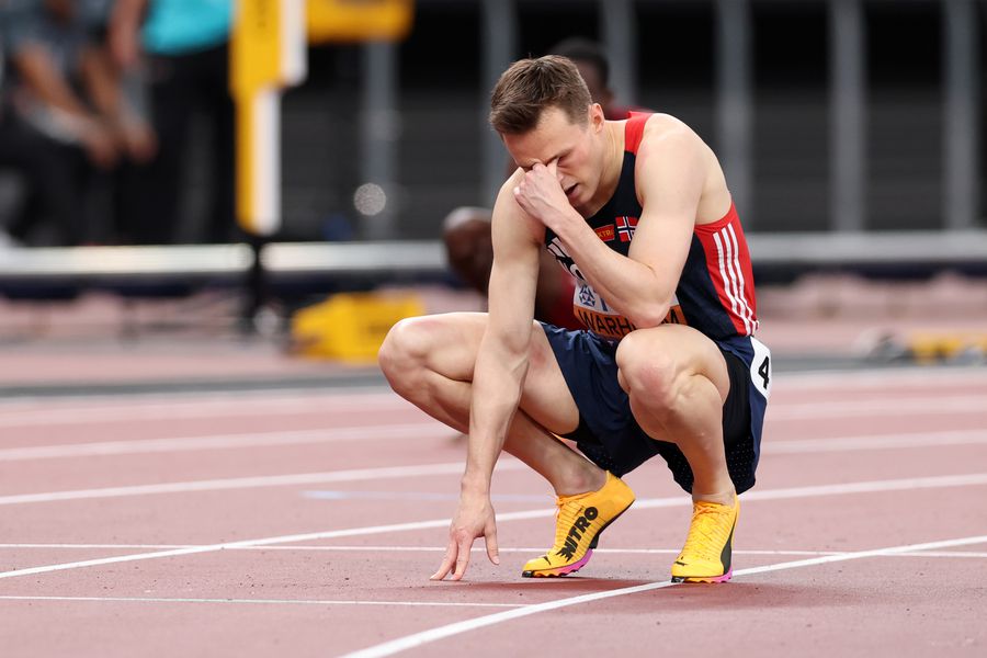 Karsten Warholm după finală FOTO Guliver/GettyImages Interesanta finală de la 400 m garduri la Campionatele Mondiale de la Tokyo: atacuri verbale, controversă și un medaliat cu coroană