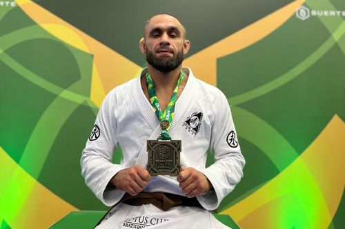 Bogdan Ungureanu, campion la jiu-jitsu