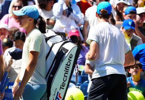 Iga Swiatek și Jannik Sinner, foștii liver WTA și ATP (aici antrenându-se la US Open 2024) ar fi ajuns obiect de studiu pentru chinezi / Foto: Imago