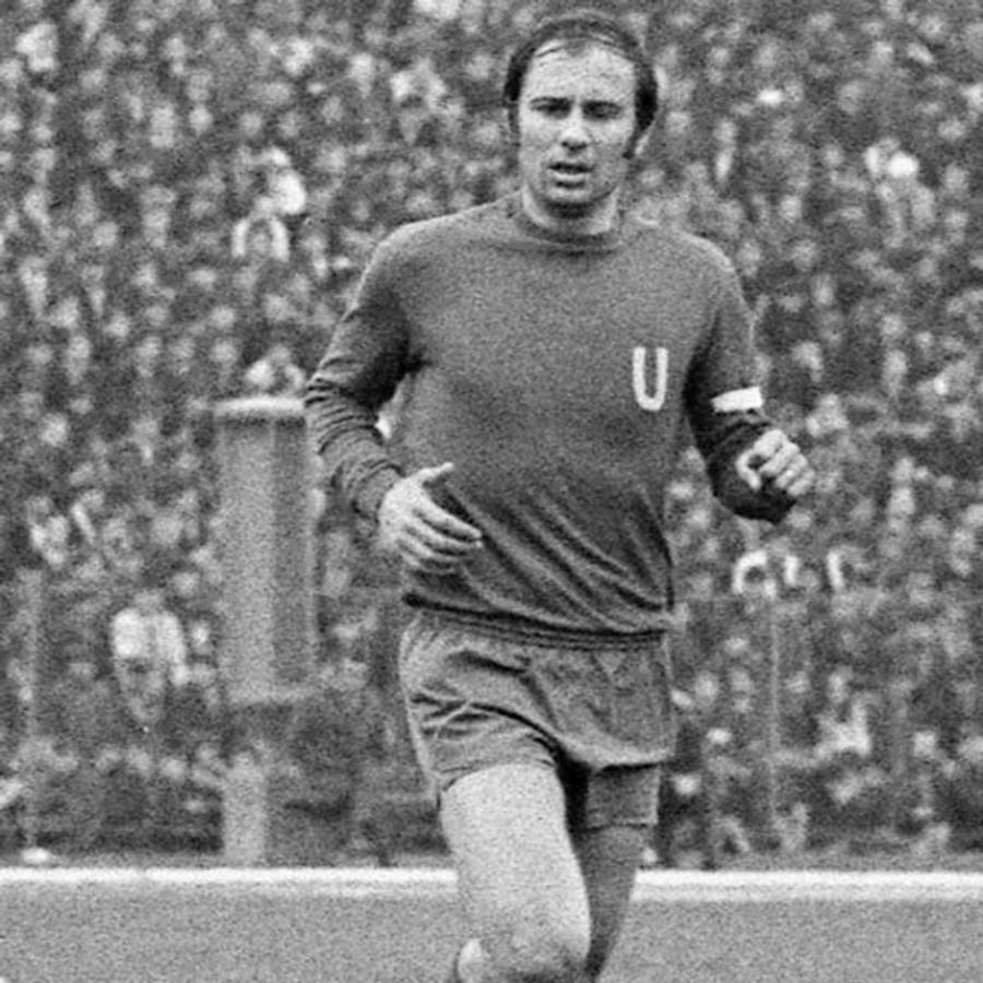 Cine a fost „Tunarul” Ion Oblemenco, mânzul fermecat mai popular ca Nicolae Ceaușescu, marele nedreptățit, magnetul de trofee care a murit pe terenul de fotbal