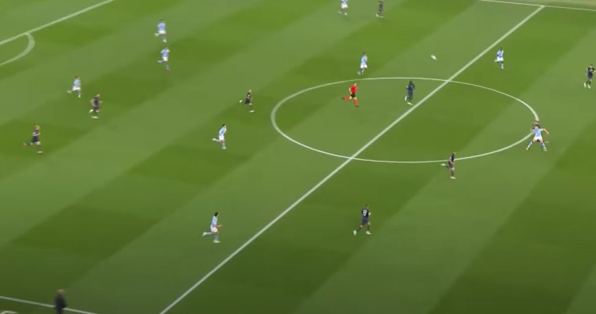 Faza eliminării lui Giovanni Di Lorenzo, după faultul de ultim apărător asupra lui Erling Haaland, în Manchester City - Napoli 2-0