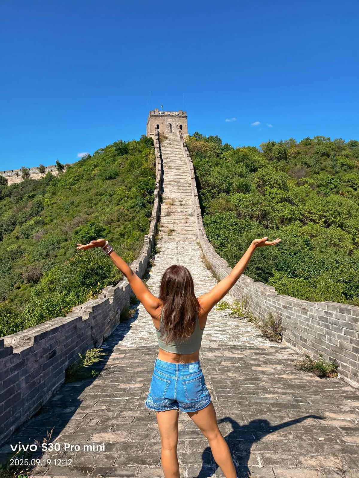 Milionara din top 10 WTA profită de pauza provocată de accidentare: „Prima experiență la Marele Zid. Ce priveliște minunată!”