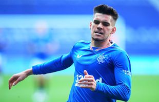 Atac violent: „Cum să compari gloaba de Ianis Hagi cu Zidane? Taică-su trebuia să îl trimită la faianță, nu la fotbal”