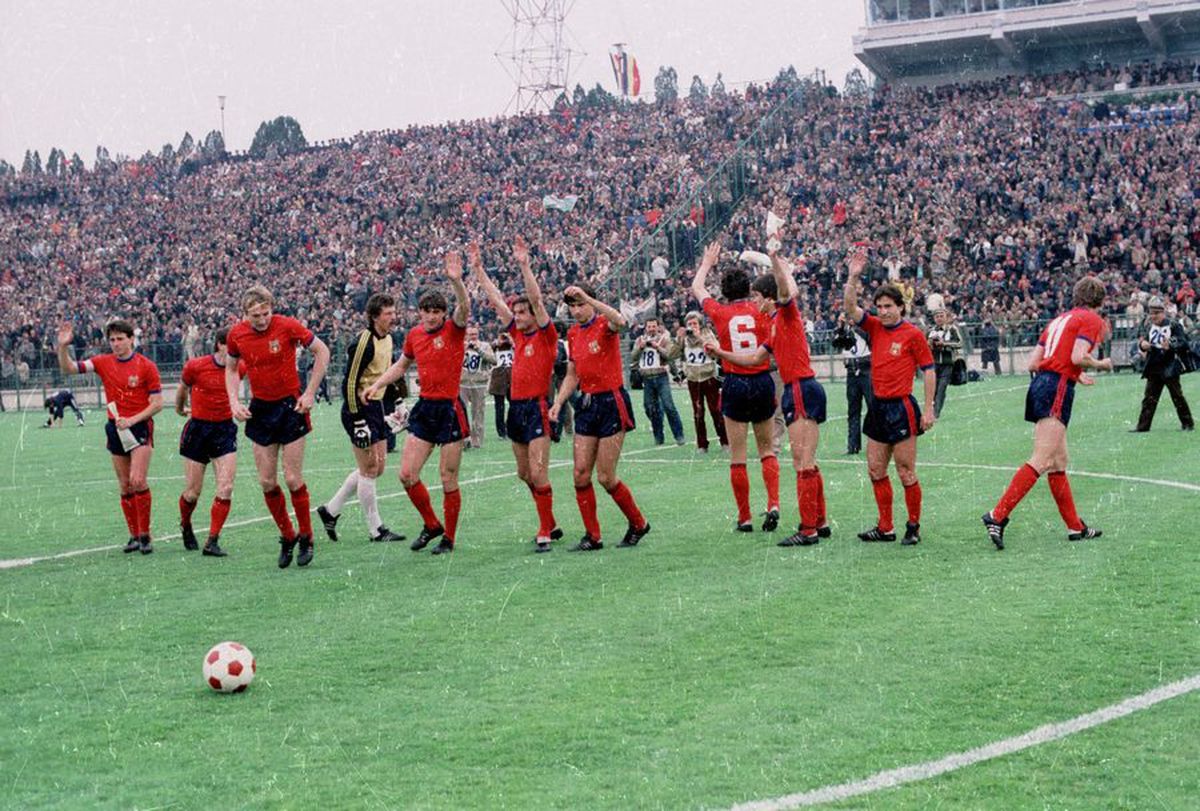 RETRO GSP. 37 de ani de la Dinamo - Hamburg 3-0 » „Câinii” n-au nicio îndoială: „Cea mai mare victorie în Europa, peste Steaua - Anderlecht 3-0!”