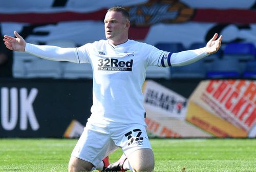 Wayne Rooney (34 de ani), antrenor-jucător la Derby County, și-a criticat un prieten care l-a vizitat zilele trecute, deși acesta aștepta rezultatul testului COVID-19, dovedit a fi pozitiv ulterior.
