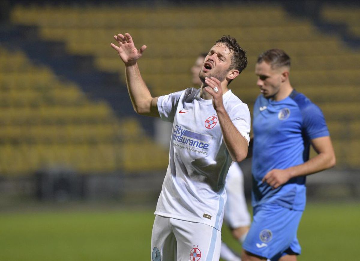 Fanii FCSB și-au pierdut răbdarea: „Îl vrem pe Reghecampf înapoi!” » Amenințări pentru MM Stoica și jucători: „Dacă nu luăm titlul să își ia gentuța și să plece! Vai de soarta lor”