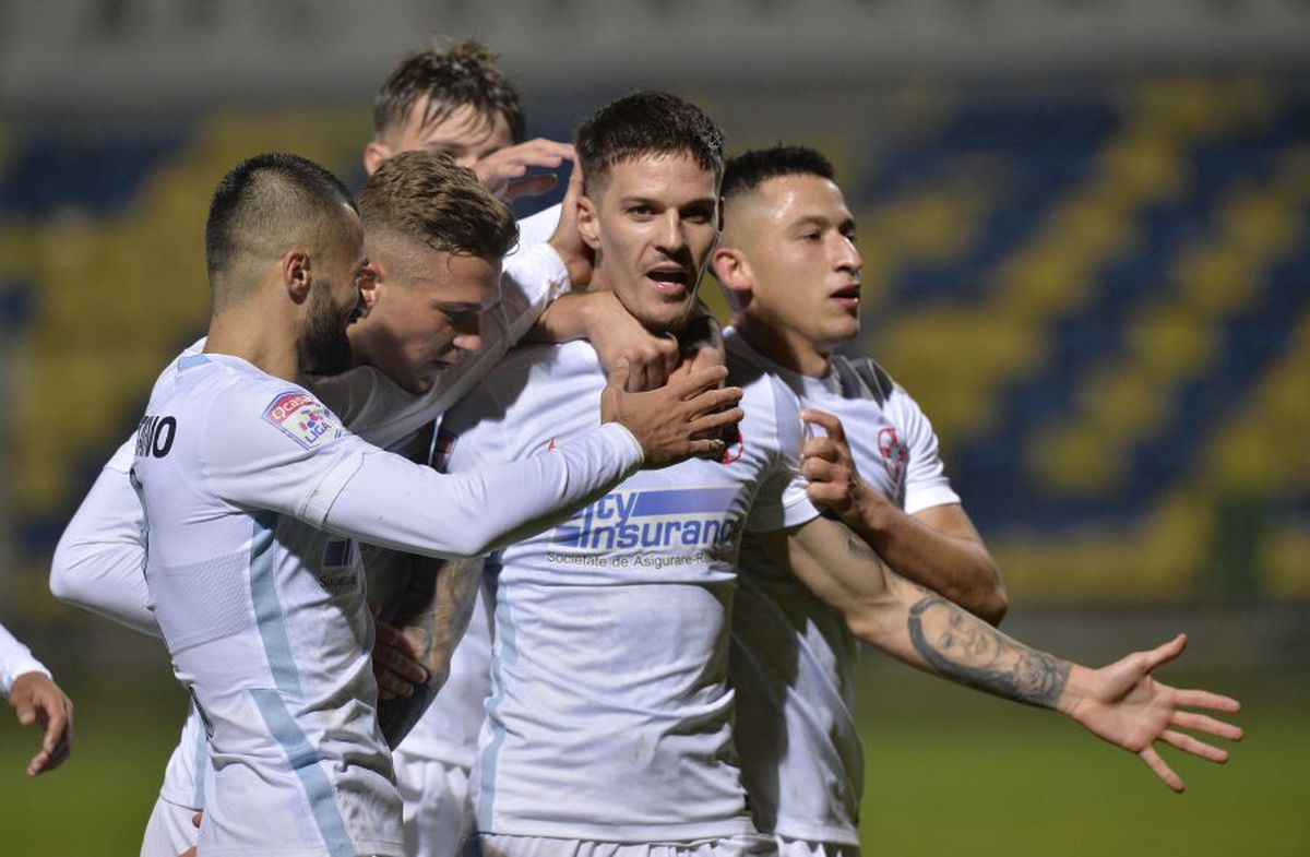 CLINCENI - FCSB 0-2. Ilie Poenaru acuză arbitrajul: „E al doilea meci în care greșește împotriva noastră” » Ce au declarat Rusescu și Paraschiv