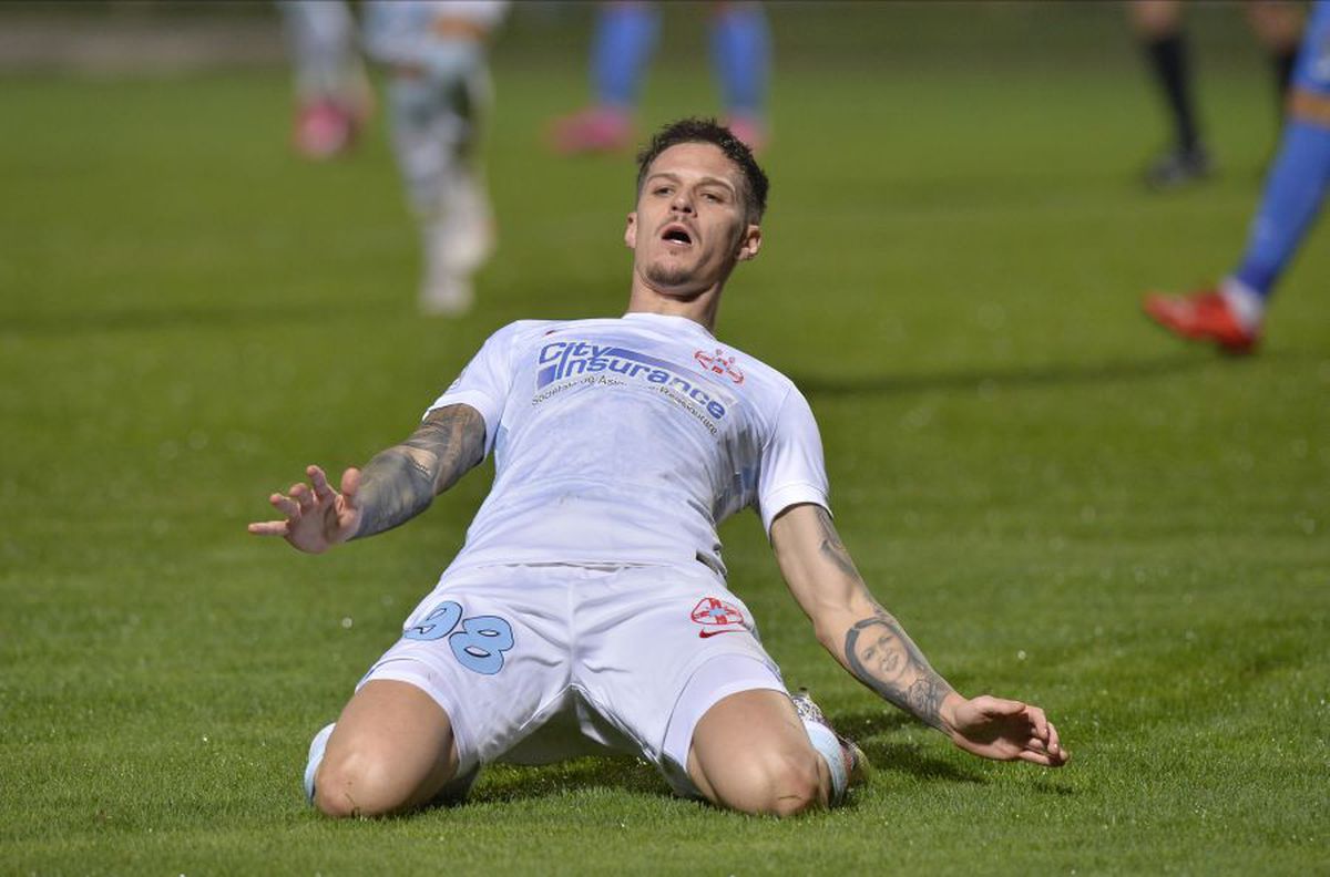 UPDATE Mihai Stoica, ironizat de Ciprian Marica: „Dacă nici ăla nu e roșu, am pierdut timpul degeaba 25 de ani în fotbal” » Ce spune oficialul FCSB