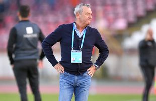 Noi tensiuni la Dinamo! » Mircea Rednic vrea să-l dea afară, dar fotbalistul refuză să plece + Încă un nume pe lista neagră