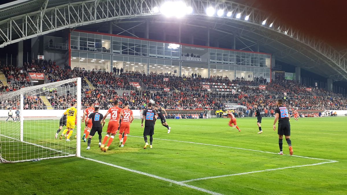 4 cartonașe roșii în finalul nebun din UTA - FCSB, două venite pentru gesturi batjocoritoare identice! » Dică acuză: „A fost prea de tot!”