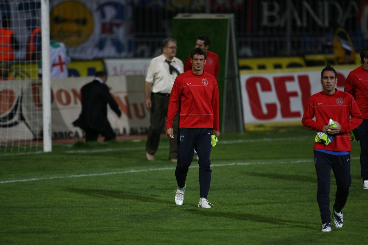 10 subiecte lămurite de Ionuț Rada la „Prietenii lui Ovidiu” » Culisele unei „trădări” pe 1,6 milioane de euro: „Nu pricepeau ce caut eu în biroul Stelei”