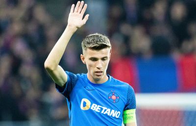 „Voi l-ați făcut să sufere!” » Omul care l-a adus pe Tavi Popescu la FCSB iese la atac: „Ați vrut să vă puneți amprenta”