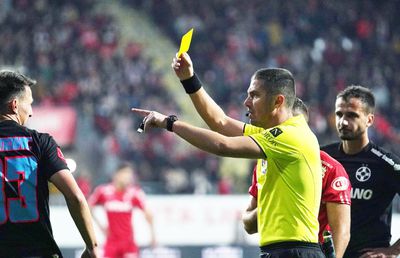 Ce se întâmplă după seria de „roșii” din UTA - FCSB » Unde se aplică suspendările