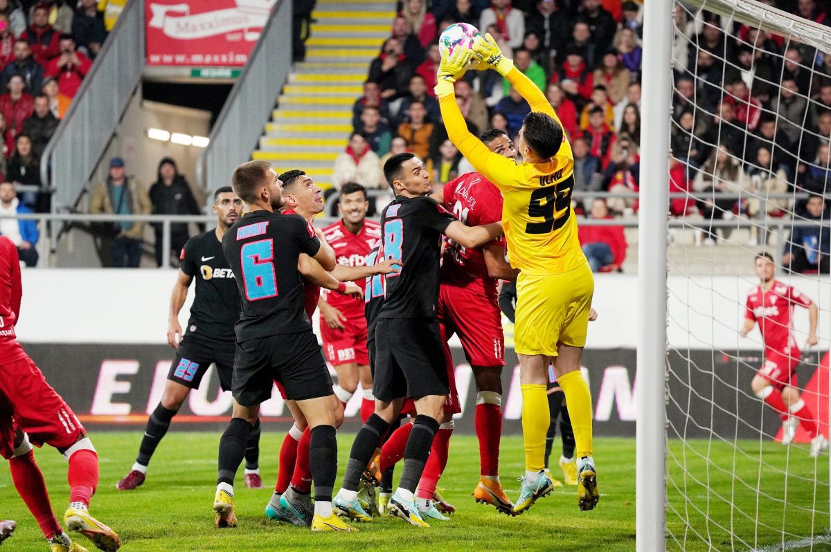 UTA - FCSB, duelul zilei în Cupa României