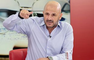 Adrian Mititelu, mesaj la miezul nopții! Se ia de fani după Dinamo - FCU Craiova: „Toți se pricep la fenomen și dau verdicte!”