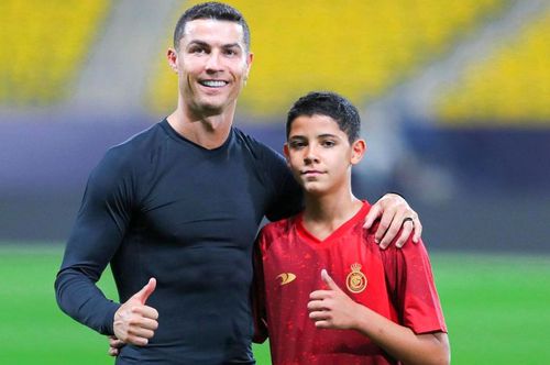 Cristiano Ronaldo Junior, alături de tatăl lui // foto: Instagram @ cristiano