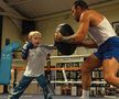 Copiii lui Conor McGregor îi calcă pe urme: „Fiul meu dădea pumni înainte să poată sta în picioare”