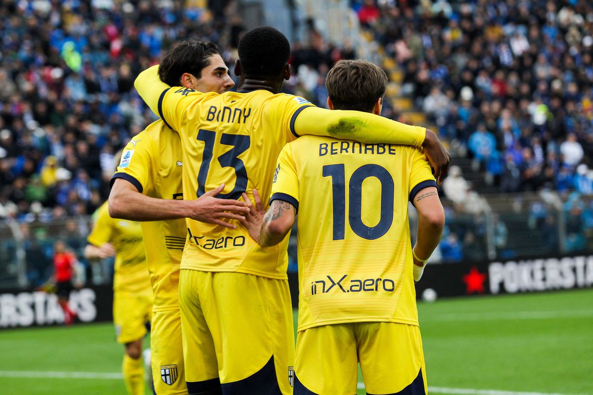 Cum i-au notat italienii pe Man și Mihăilă, după alt meci fără victorie: „Mingi pierdute și pase imprecise”