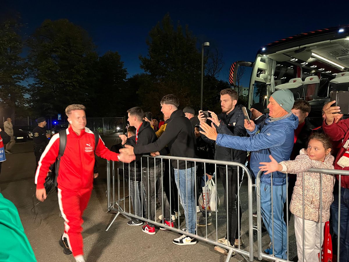 Imagini surprinse înainte de Dinamo - Rapid