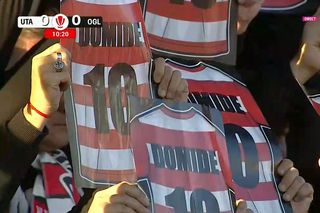 Flavius Domide, omagiat de un stadion întreg » Ce s-a întâmplat în minutul 10 din UTA - Oțelul